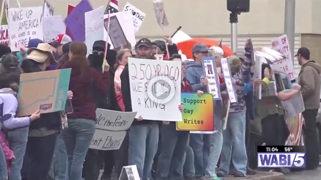Indivisible Bangor holds protest outside of Bangor Federal Building&nbsp;Saturday